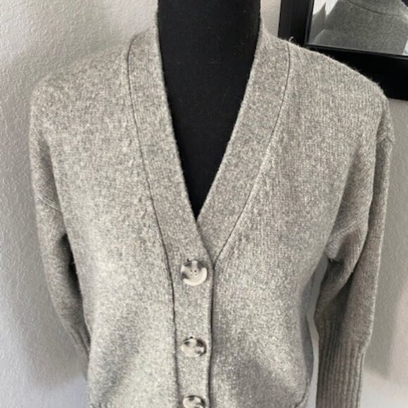 RACHEL ZOE Button Front Raw Hem Cardigan Sweater Gray Medium - Picture 6 of 11
